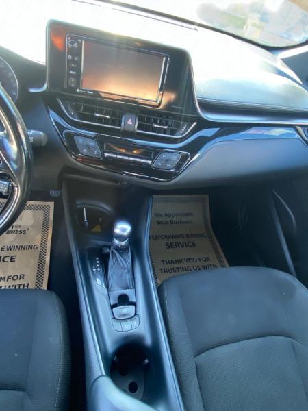 Toyota C-HR XLE 2018