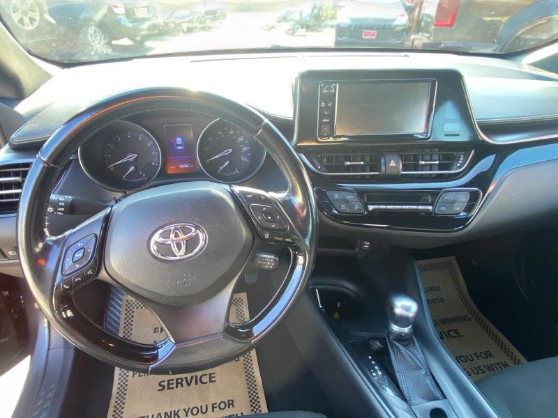 Toyota C-HR XLE 2018