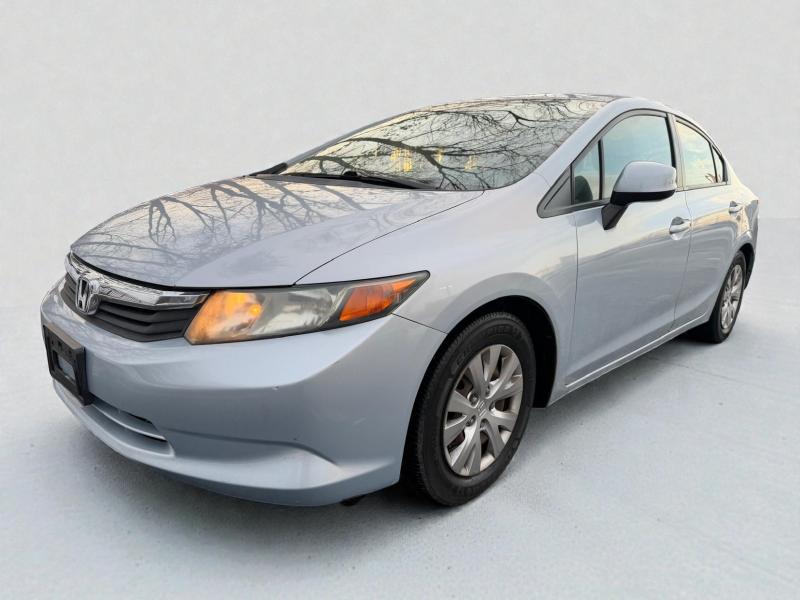 Honda Civic LX Sedan 5-Speed AT 2012