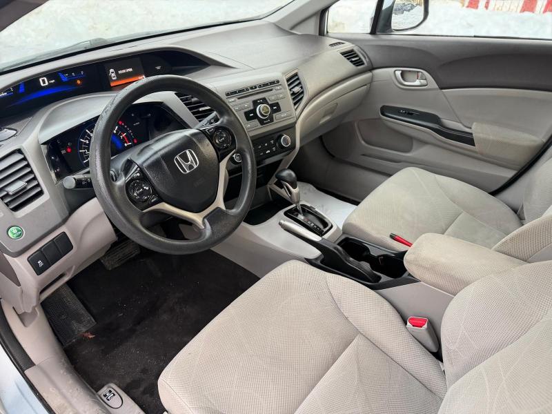 Honda Civic LX Sedan 5-Speed AT 2012