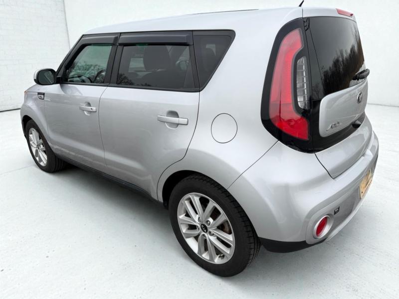 2019 Kia Soul +