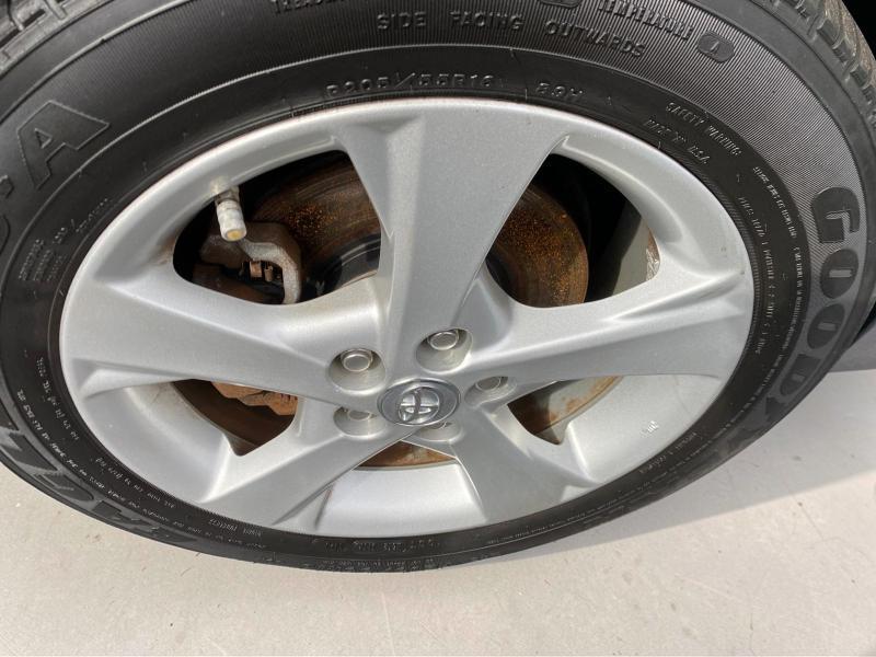 Toyota Corolla S 5-Speed MT 2013