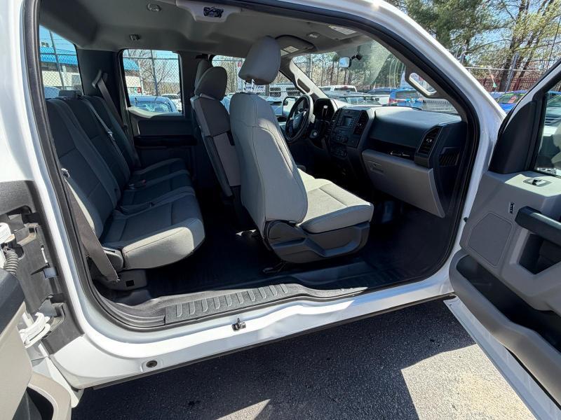 Ford F-150 XL SuperCab 6.5-ft. Bed 2WD 2015