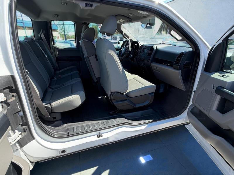 Ford F-150 XL SuperCab 6.5-ft. Bed 2WD 2015