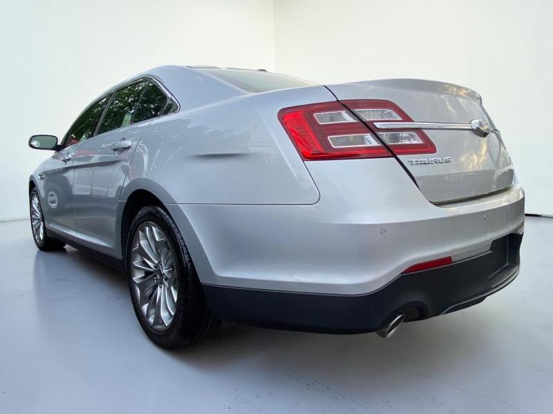 2013 Ford Taurus Limited FWD