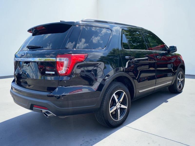 Ford Explorer XLT FWD 2019