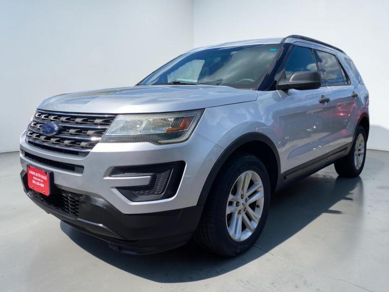Ford Explorer Base 4WD 2016
