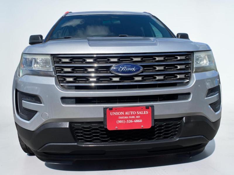 Ford Explorer Base 4WD 2016