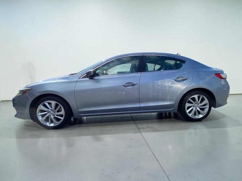 Acura ILX 8-Spd AT w/ Premium Package 2016