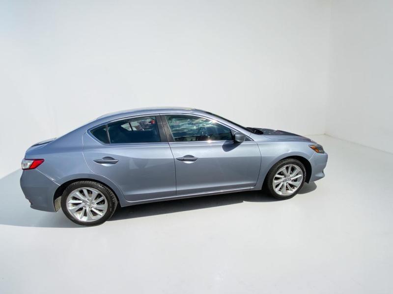 Acura ILX 8-Spd AT w/ Premium Package 2016