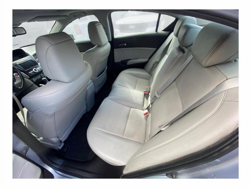 Acura ILX 8-Spd AT w/ Premium Package 2016