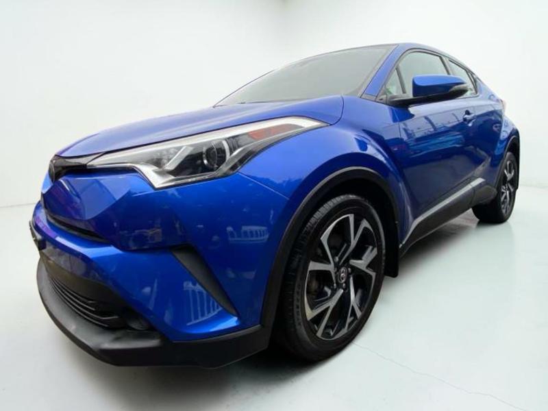 Toyota C-HR XLE 2018