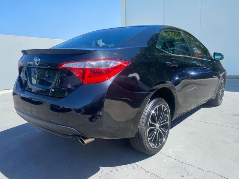 Toyota Corolla S Premium CVT 2015