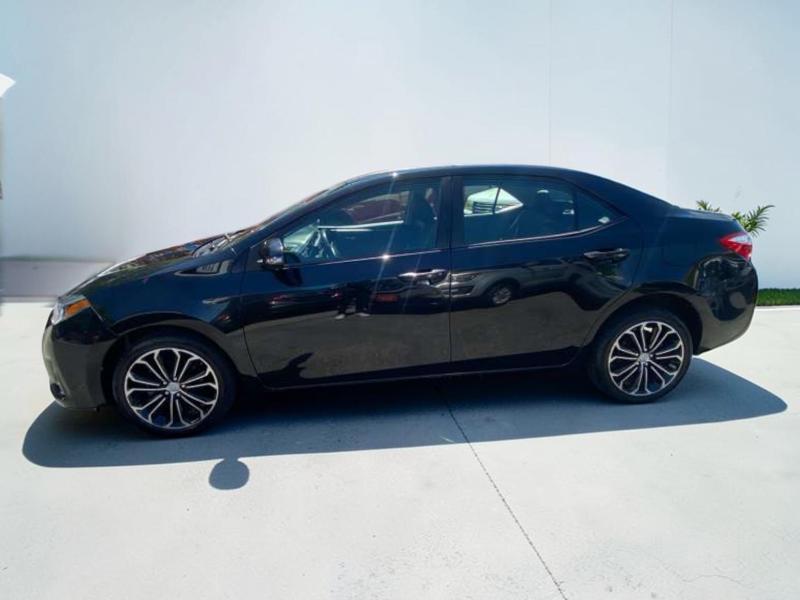 Toyota Corolla S Premium CVT 2015
