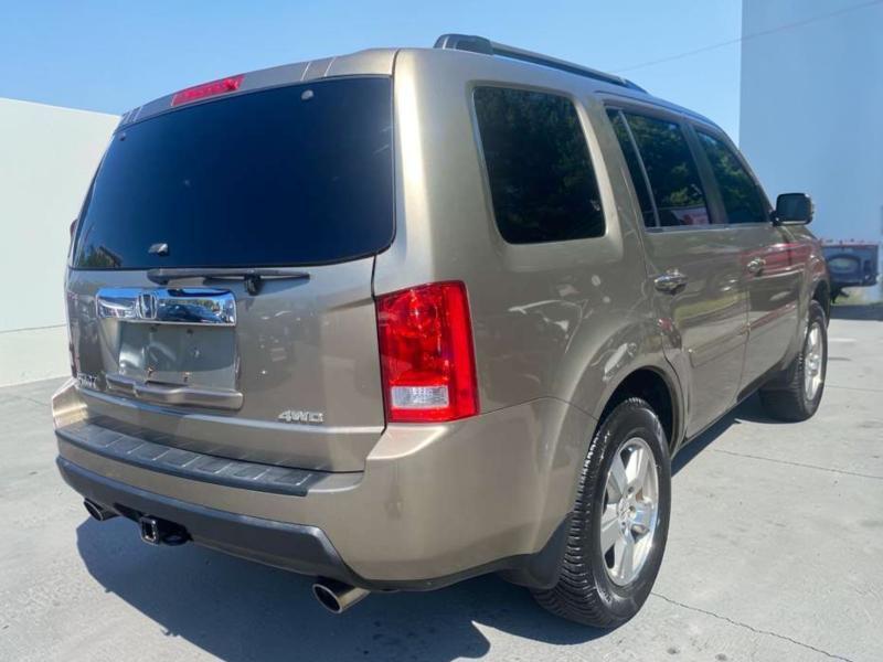 Honda Pilot EX-L 4WD 5-Spd AT 2011