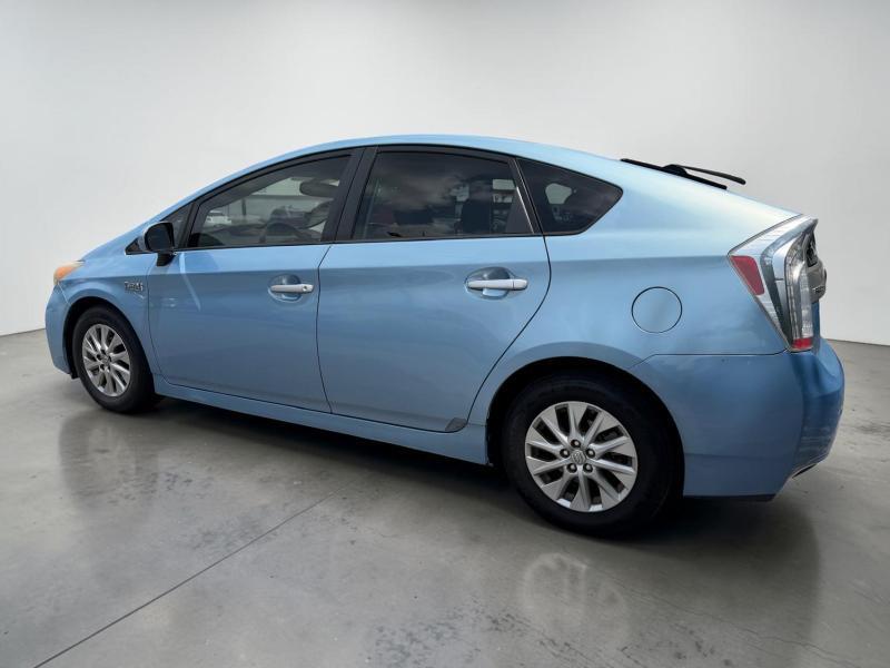 Toyota Prius Plug-In 2012