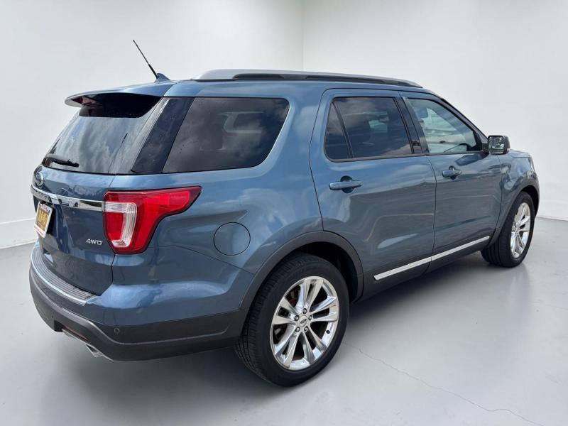 Ford Explorer XLT 4WD 2018