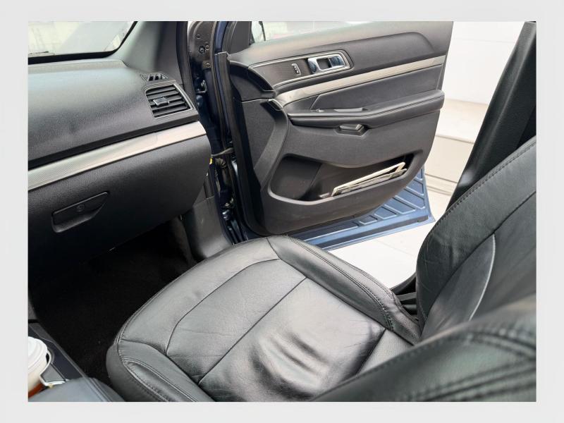 Ford Explorer XLT 4WD 2018