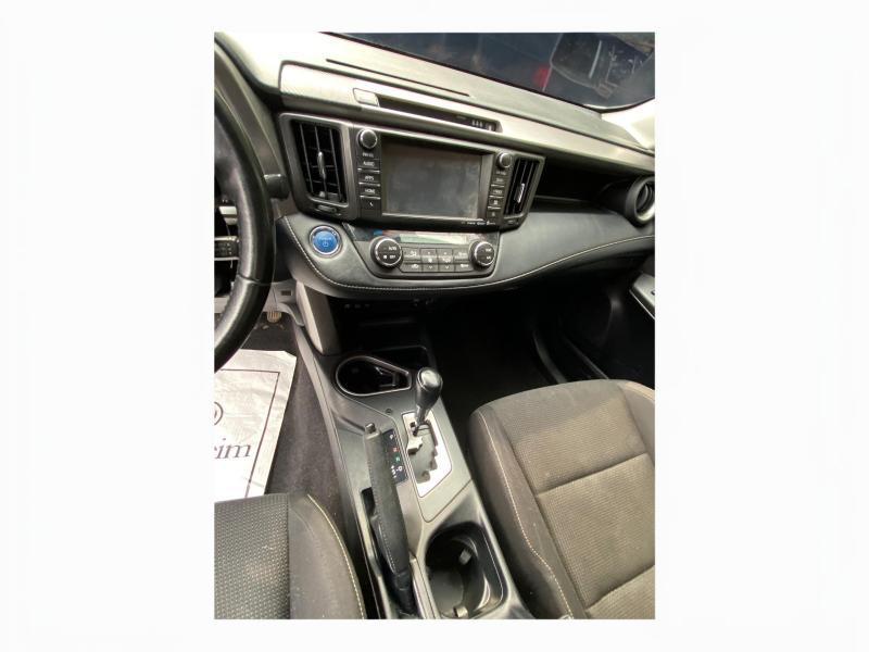 Toyota RAV4 Hybrid XLE 2018