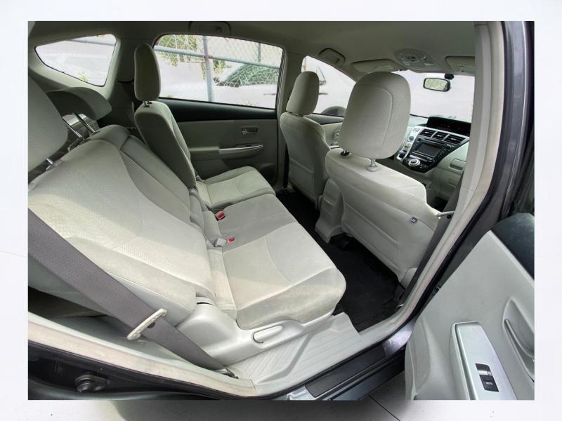 Toyota Prius V Two 2012
