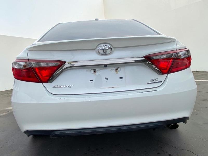Toyota Camry XLE 2016