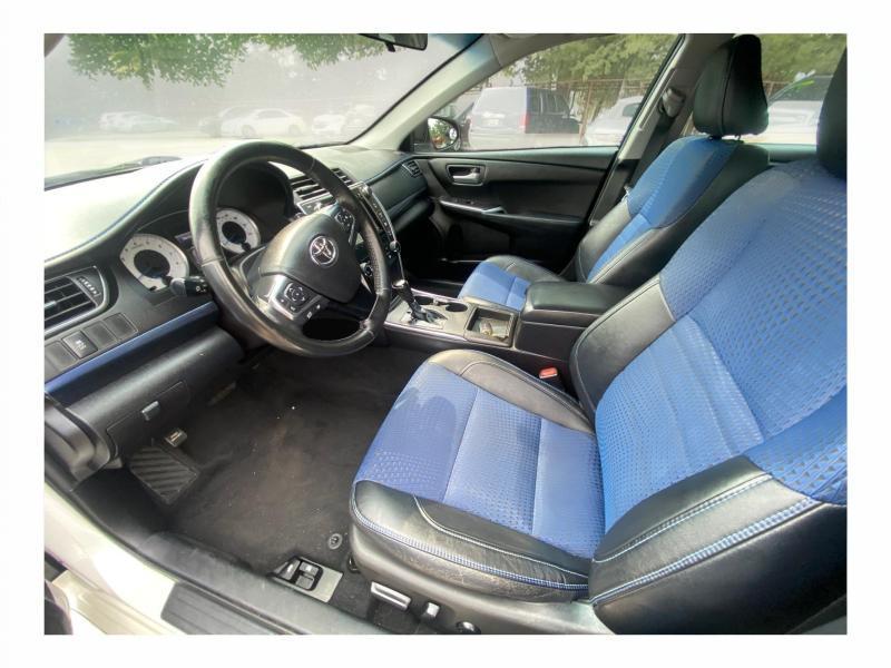 Toyota Camry XLE 2016
