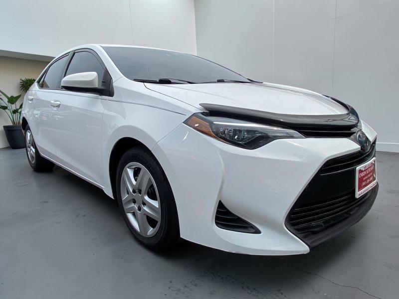 Toyota Corolla XLE CVT 2019