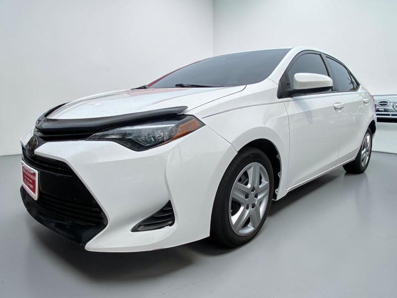 Toyota Corolla XLE CVT 2019