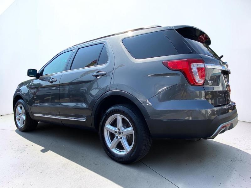 Ford Explorer XLT 4WD 2016