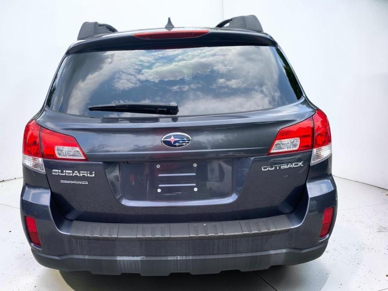 Subaru Outback 2.5i Limited 2012