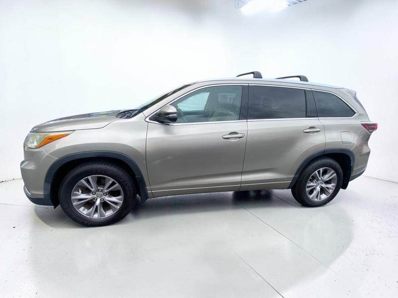 Toyota Highlander XLE AWD V6 2015