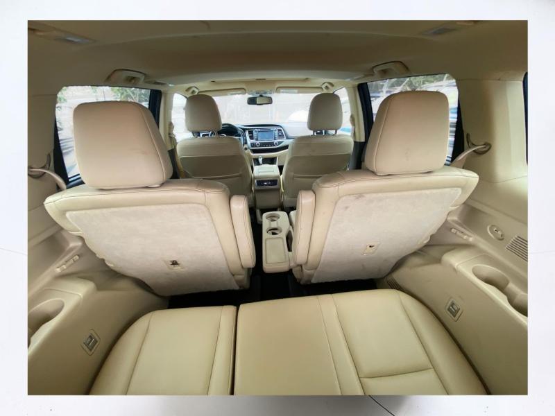 Toyota Highlander XLE AWD V6 2015