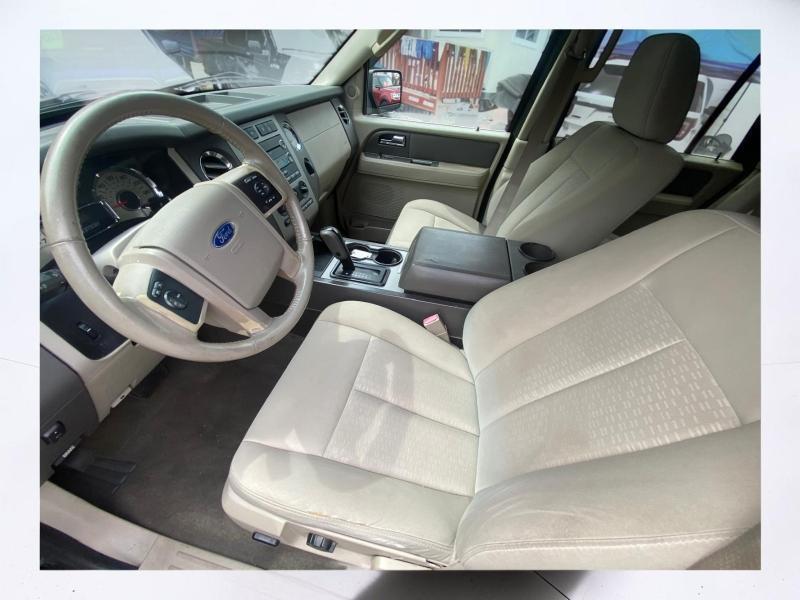 Ford Expedition King Ranch 4WD 2013