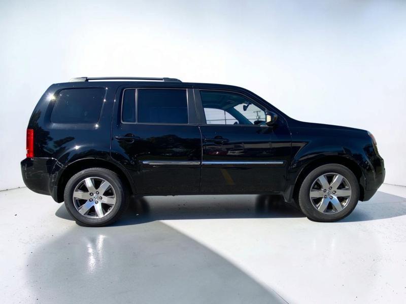 Honda Pilot Touring 4WD 5-Spd AT with DVD 2015