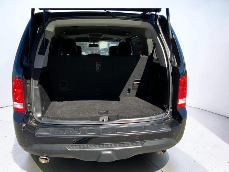Honda Pilot Touring 4WD 5-Spd AT with DVD 2015
