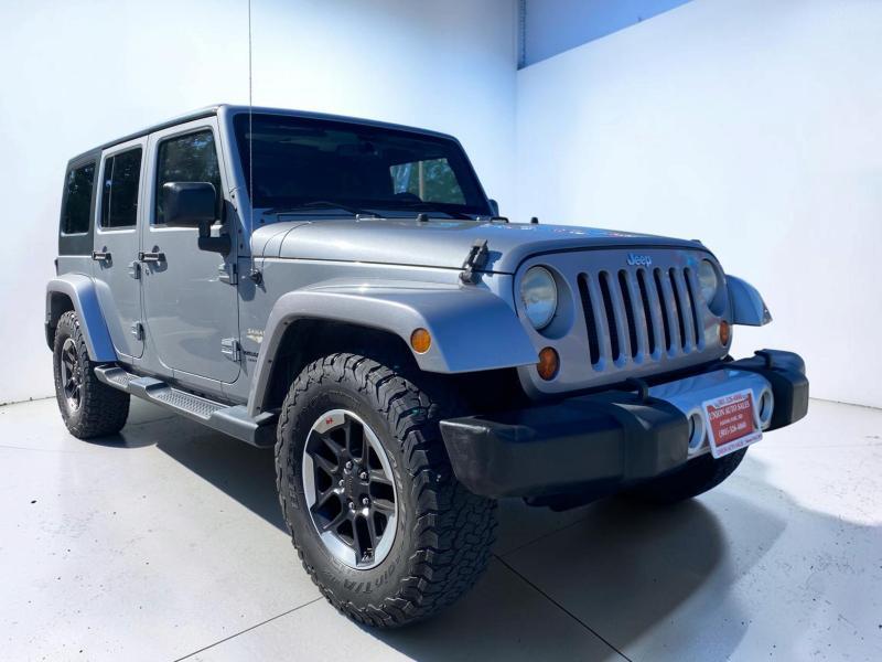 Jeep Wrangler Unlimited Sahara 4WD 2013
