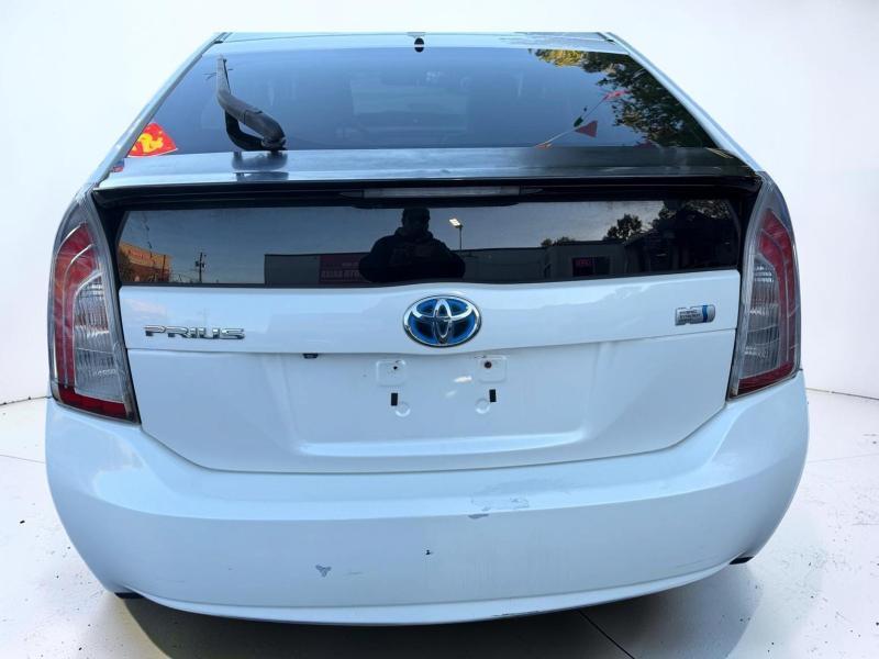 Toyota Prius Three 2014
