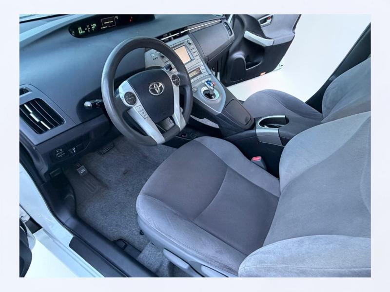 Toyota Prius Three 2014