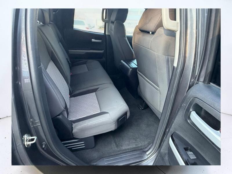 Toyota Tundra SR5 5.7L V8 FFV Double Cab 4WD 2017