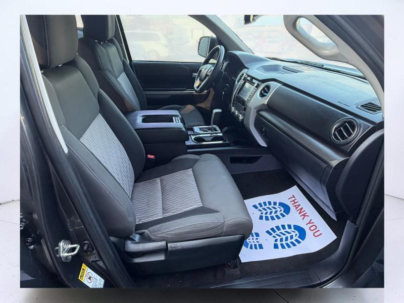 Toyota Tundra SR5 5.7L V8 FFV Double Cab 4WD 2017