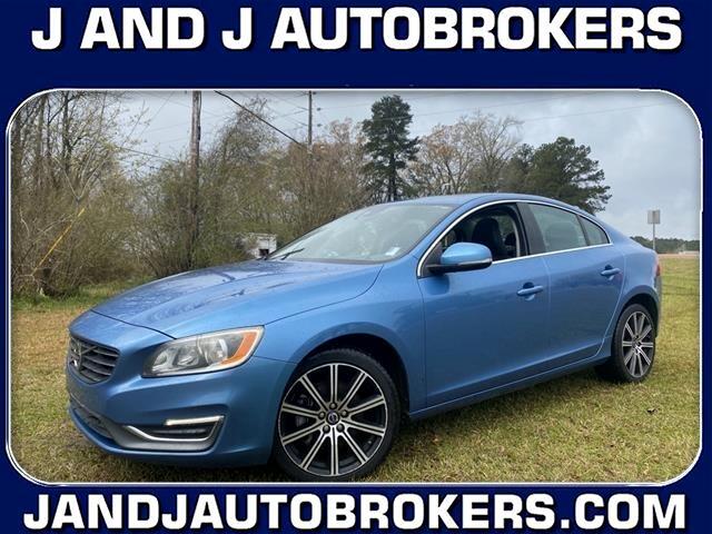 Volvo S60 4dr Sdn 2.5T AWD w/Sunroof 2014