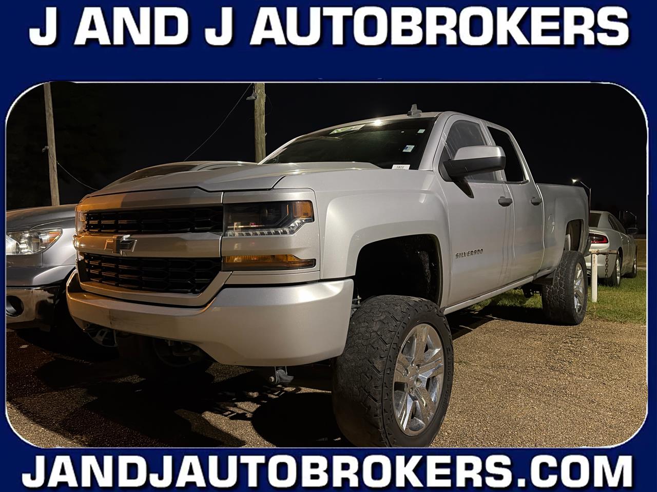 2017 Chevrolet Silverado 1500 Custom Double Cab 2WD