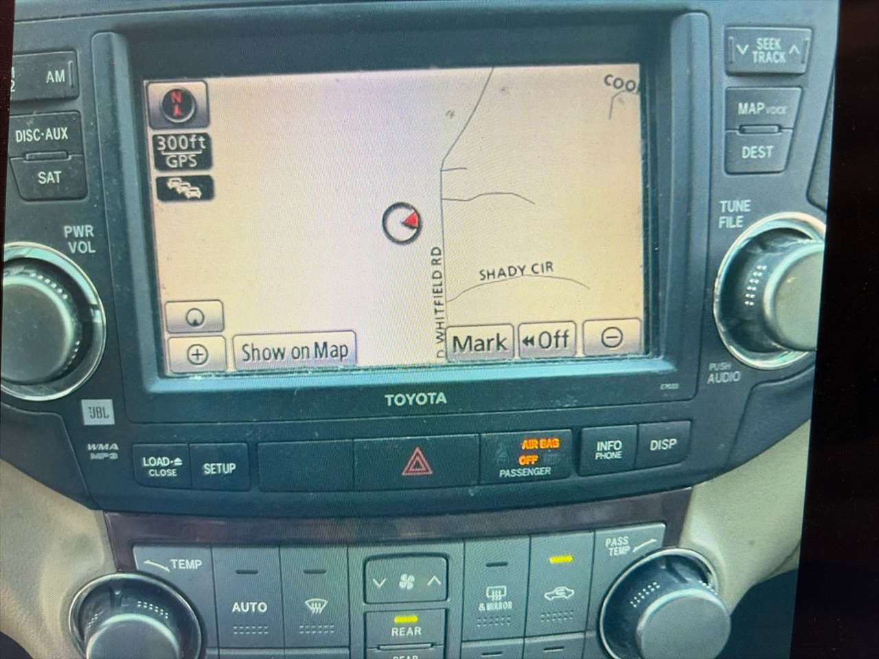 Toyota Highlander Limited 2WD 2011