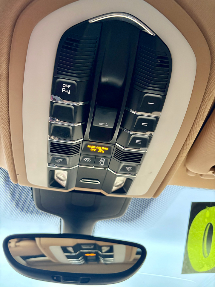 Porsche Cayenne Platinum Edition AWD 2014