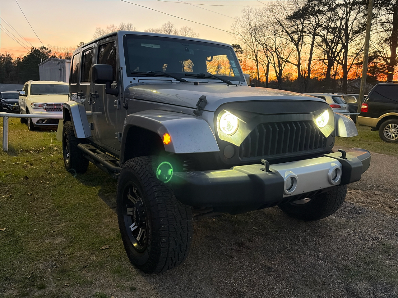 Jeep Wrangler 4WD 4dr Unlimited Sahara 2015