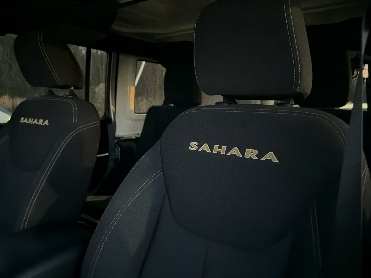 Jeep Wrangler 4WD 4dr Unlimited Sahara 2015