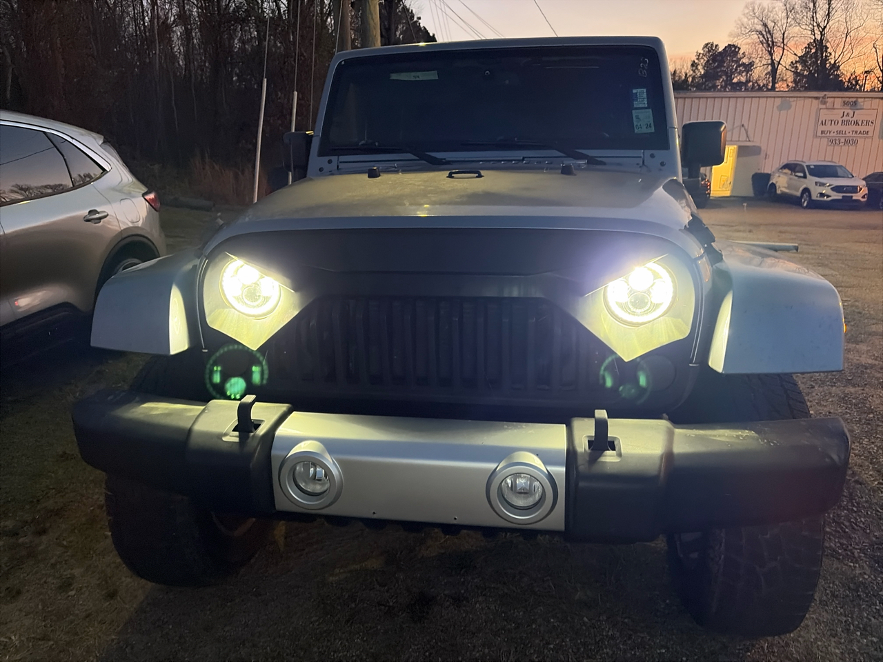 Jeep Wrangler 4WD 4dr Unlimited Sahara 2015