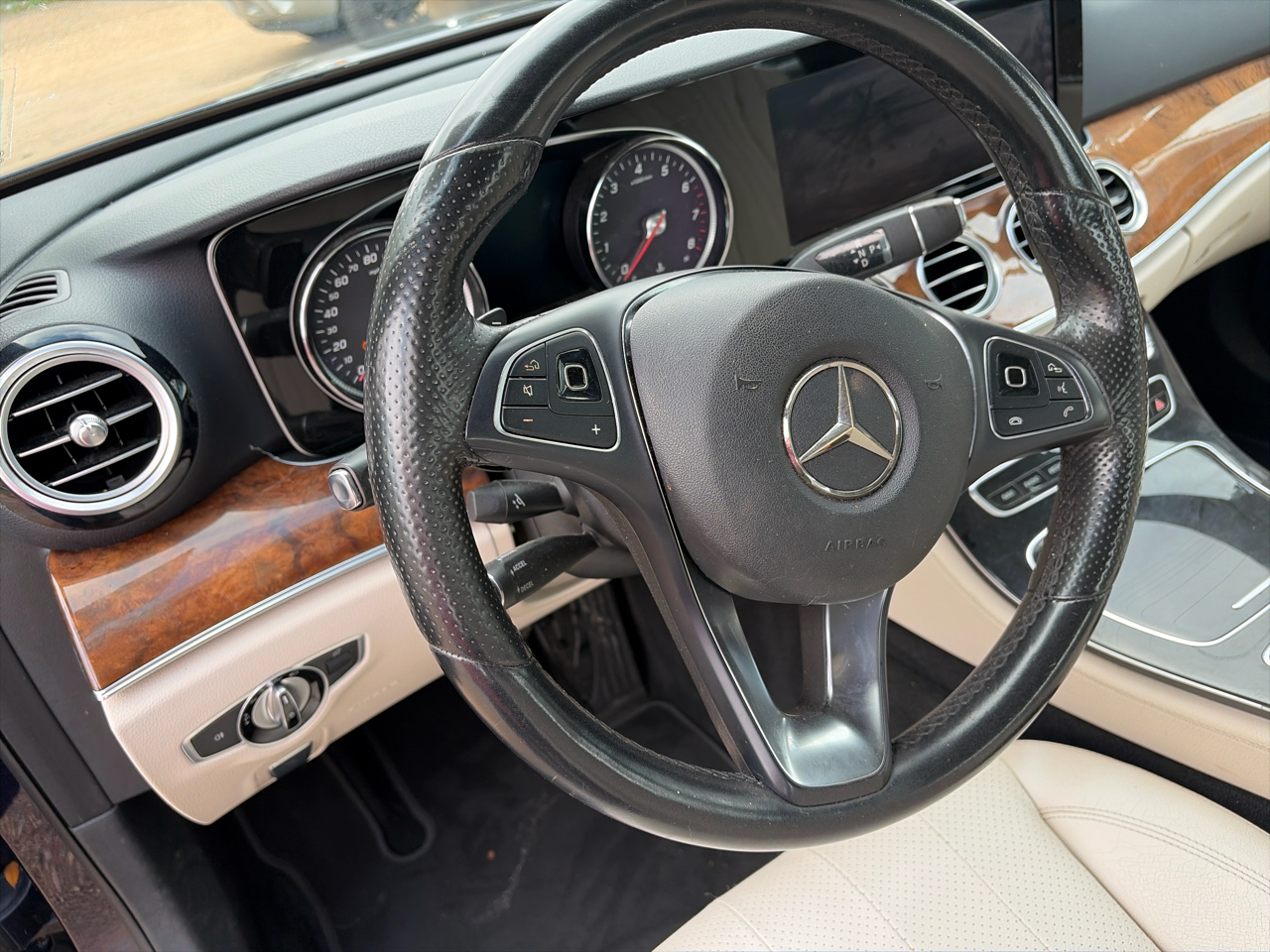 Mercedes-Benz E-Class E300 Luxury Sedan 2017