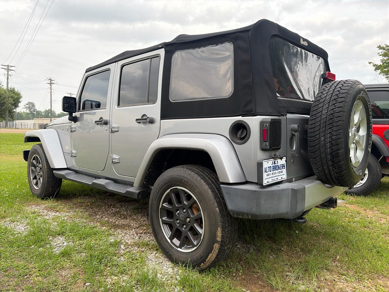 Jeep Wrangler Unlimited Sahara 4WD 2015