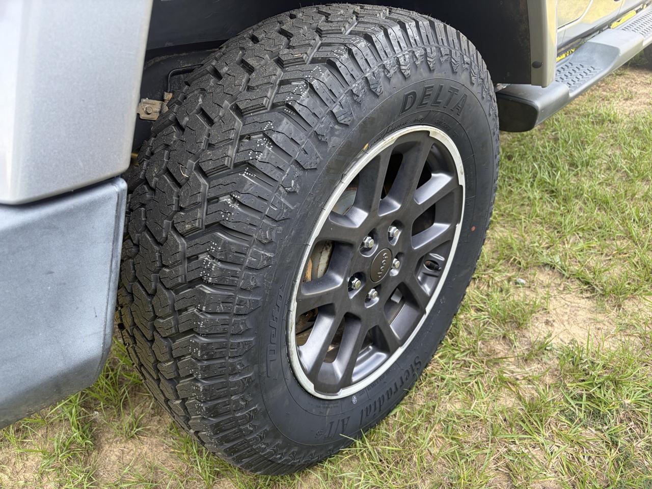 Jeep Wrangler Unlimited Sahara 4WD 2015